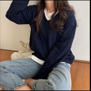 Navy Tommy Hilfiger Cable Knit Vintage Sweater